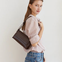 Load image into Gallery viewer, Sophia Crossbody Bag - Chocolate