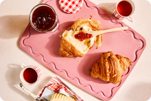 Load image into Gallery viewer, Maison Appret Classique Board - Pink