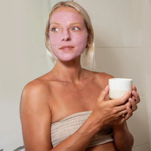Load image into Gallery viewer, Stray Willow Facial Mask - Pink Vitamin C