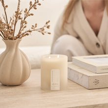 Load image into Gallery viewer, Al.ive Home : Soy Candle - Mango & Lychee