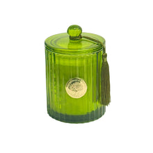 Load image into Gallery viewer, Christmas Candle - Winter Pine 410g