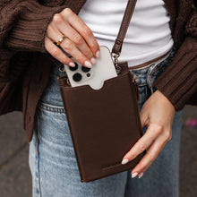 Load image into Gallery viewer, Suki Phone Bag - Chocolate