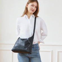 Load image into Gallery viewer, Helena Shoulder Bag - Black
