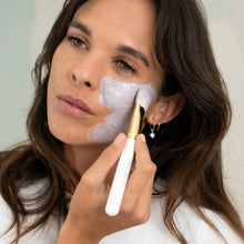 Load image into Gallery viewer, Stray Willow Facial Mask - Purple Berry
