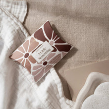 Load image into Gallery viewer, Stray Willow Pocket Duo &#39;A Little Something&#39; Sweet Muse : Face Mask + Body Scrub
