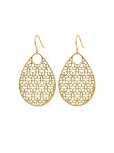 Load image into Gallery viewer, Earring - Gold Flower Filigree
