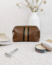 Load image into Gallery viewer, Gilbert Mens Toiletry Bag - Tobacco
