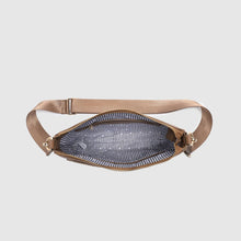 Load image into Gallery viewer, Linda Crossbody Bag - Caramel

