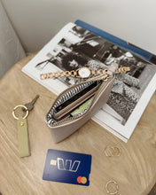 Load image into Gallery viewer, Kuta Purse - Oat
