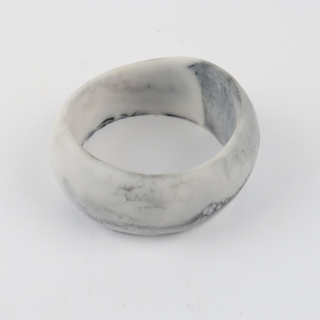 Moose & Meg Designs Resin Bangle White Marble