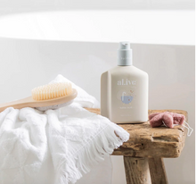 Load image into Gallery viewer, Al.ive Baby : Bubble Bath 320ml
