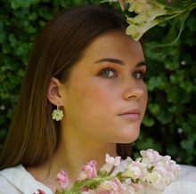 Load image into Gallery viewer, Hagen + Co : Wildflower - Pearl
