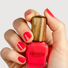 Load image into Gallery viewer, Sienna Nail Polish - Kiss
