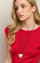 Load image into Gallery viewer, Necklace - Big Silver Heart
