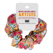 Load image into Gallery viewer, Hair Scrunchie - Warlukurlangu Artists
