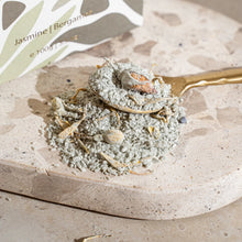 Load image into Gallery viewer, Stray Willow Floral Bath Soak + Cotton Bag - Jasmine Bergamot
