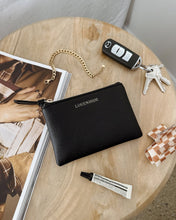 Load image into Gallery viewer, Kuta Purse - Black
