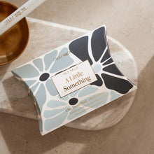 Load image into Gallery viewer, Stray Willow Pocket Duo &#39;A Little Something&#39; Idle Falls : Face Mask + Body Scrub
