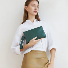 Load image into Gallery viewer, Mimi Clutch - Forest Green
