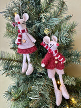 Load image into Gallery viewer, Hanging Decoration - Felt Boy Mouse
