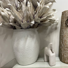 Load image into Gallery viewer, Elmore Large Urn
