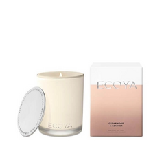 Load image into Gallery viewer, Cedarwood &amp; Leather Candle 25 Hrs - Ecoya
